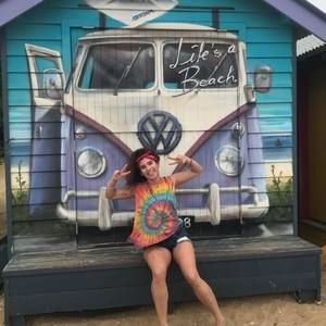 Meet your Posher, Victoria